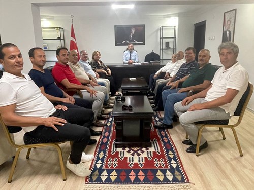 Muhtarlar Kaymakam Ahmet SOLMAZ'ı Makamında Ziyaret Ettiler