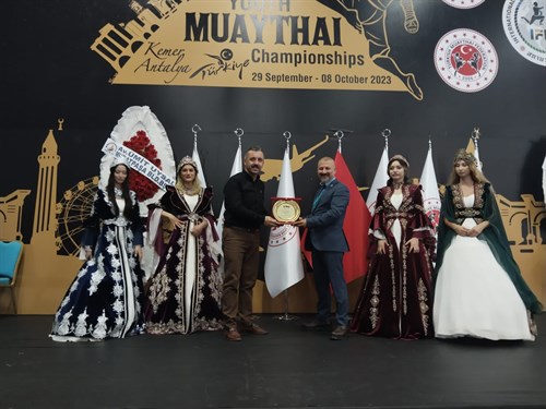 Kaymakamımız Sn Ahmet Solmaz Gençler Dünya Muaythai Şampiyonası’nın Açılış Müsabakalarına Katıldı